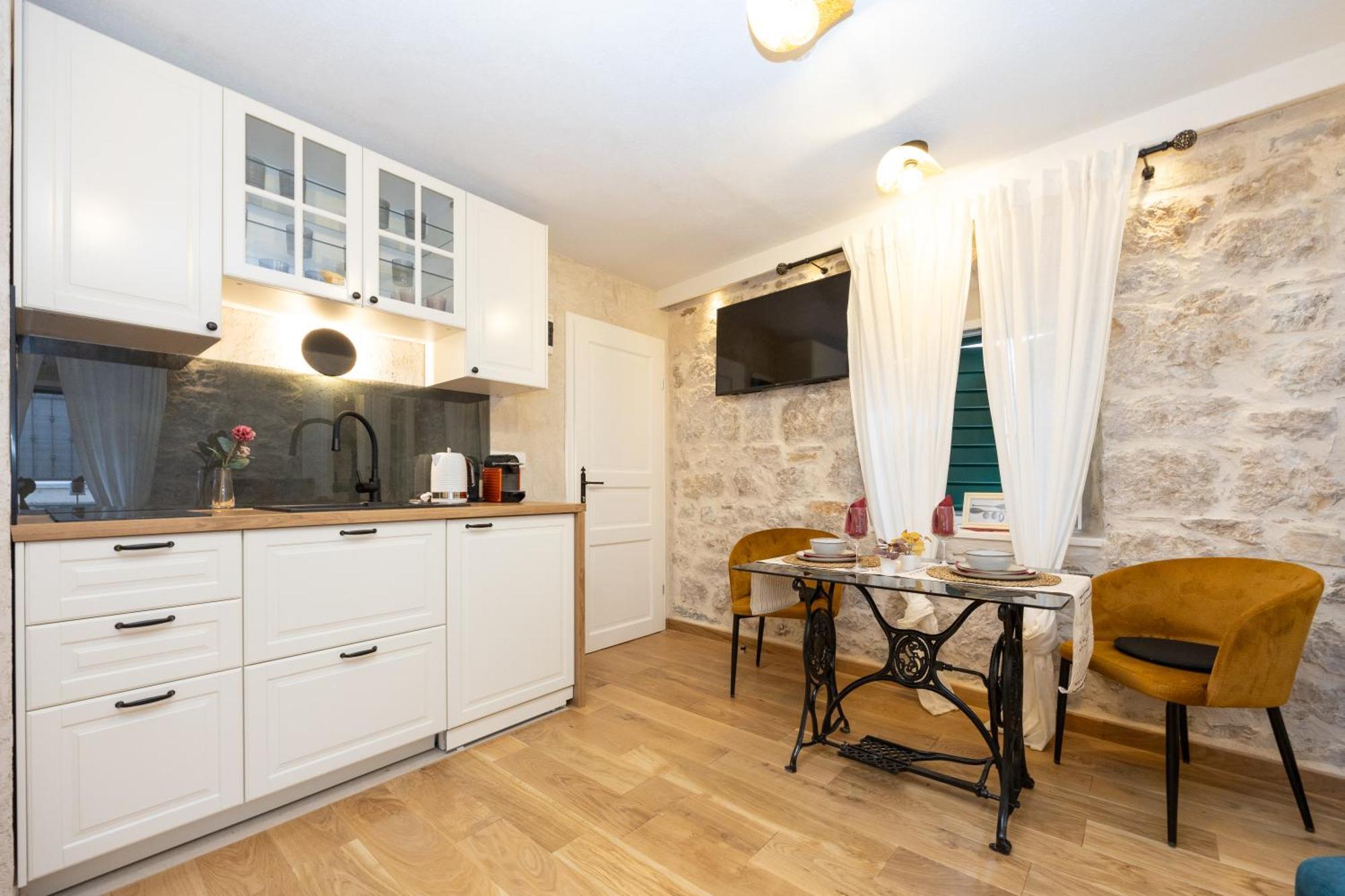 Kruna Apartments Est 2024 Split Ngoại thất bức ảnh